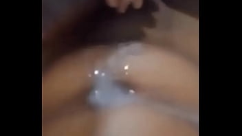 Quando minha esposa abre a boca pra falar de macho me gozo na hora