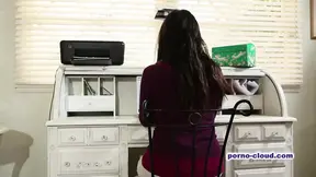 The girlfriend with the hairy pussy