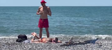 Hard fast fuck Kit Belove cums in Falcon Al’s bareback ass on the beach creampie