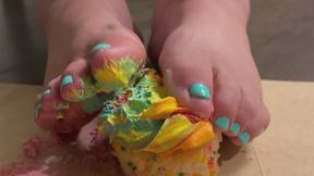 AmazonAmanda Cup Cake Destruction