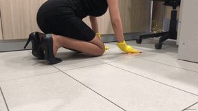 SECRETARY CLEANING OFFICE FLOOR IN HEELS **CUSTOM CLIP** - MOV Mobile Version