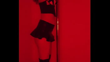 amysexxxjuguetona bailando en publico