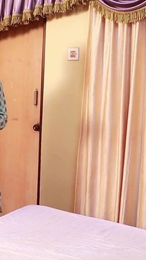 Horny Bhabhi Amazing Hot Sex! Indian Sex