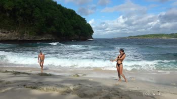 Kriss Kiss's Beachside Siren Blowjob