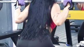 Back to the gym 🍑💪🏻