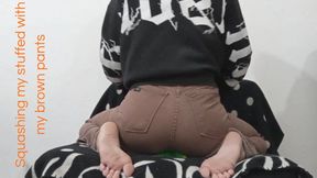 Squashing my stuffed with my brown pants