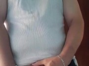 Macho vergon saca su verga , lluvia rica dorada