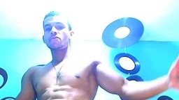 Royce Cruz Private Show