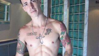 Tattooed straight jock jerks off his big cock for cash