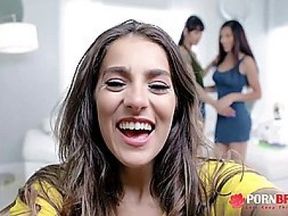 Gabriela lopez , sofie reyez , kitty carrera in spa day HD