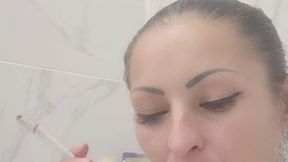 Smoke and cough while bath time whit Anna Sparkle