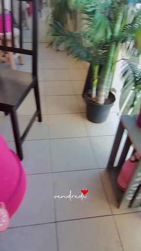 En Pleine Canicule, 24h Avec Une Pute Travestie. Vanessabitchx Parischiennetrvprod91