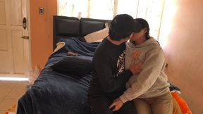 My Neighbor's Wife Doesn't Want to Go to Church Anymore, She Fell in Love with Me