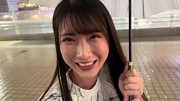 類まれなる美乳美脚の尽くす系美女