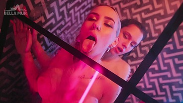 Sensual fun in shower with Sofia Simens