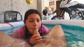 Sucking Me Stepbrother Cock in the Inflatable Pool