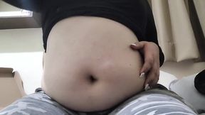 Eating Some Snacks And Pizza - First Video :3