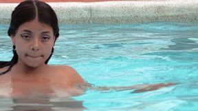 Rsellamb: I Swim Naked Outdoors Face up Colombian Model: Luu Sell