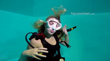 Aquawomen - A Perfect Spiro Lady!
