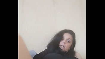 Nouvelle vid&eacute_o...la voisine perverseQuand ta milf de voisine perverti les ...