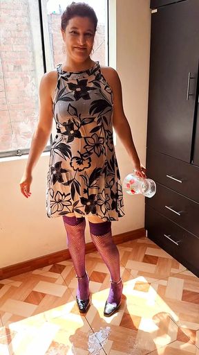 She takes a shower of her pee