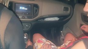 menino virgem me pegou dando para minha spin e me comeu tambem gozando na minha cara . flakael