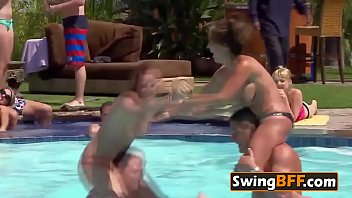 Weekly new couples enter the swing TV