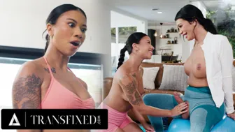 Victoria Grant shows off her big trans cock in tight leggings for Ameena Green