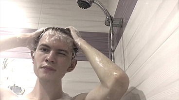 Hot Teen Takes a Shower with Foam / Hot / Big Dick