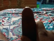 Esperando a mi mujer de sorpresa en la cama