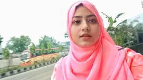 Indian beauty gets banged in hotel room after outdoor tour
