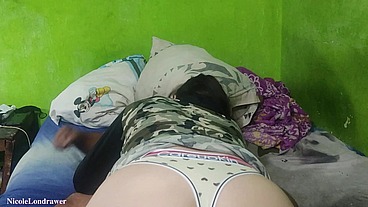 Tengo sexo con la nueva recluta del ejercito, ella le gustan los uniformados. / Parte 2 / NicoleLondrawer / LeandroZimmer