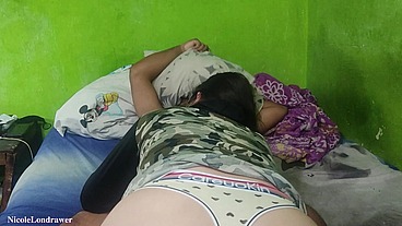 Tengo sexo con la nueva recluta del ejercito, ella le gustan los uniformados. / Parte 2 / NicoleLondrawer / LeandroZimmer