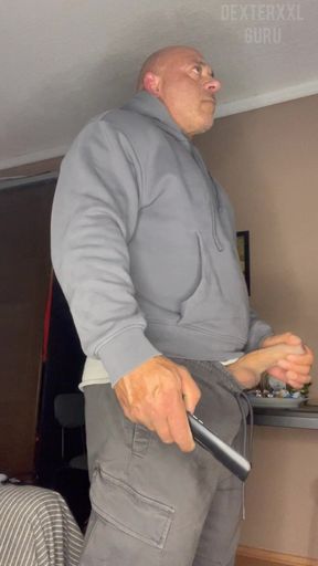 Mr Guru. Wank Quick Big Bodybuilder