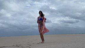 Nude Beach for the first time with BellaLuxx and GreasyRose