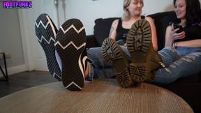 BlondiiFeet & Alaia Hallows Sole Show Comparison