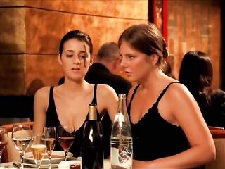 Exterminating Beauties ( Lesbian Sex )