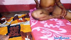 Aunty ki chut chut chaat kar bohat choot chhod raat me maje se