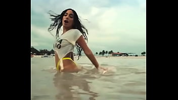 Anitta  - Girl From Rio  -  Trecho de clipe