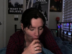 Bettie Bondage – The Birthday Gif