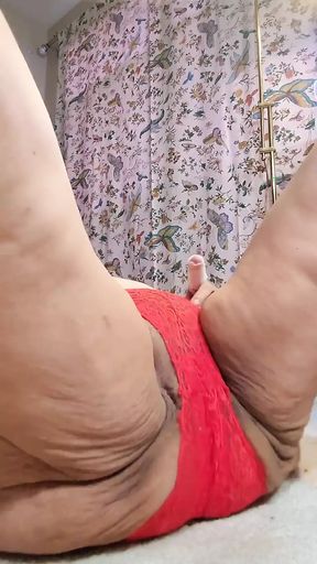 Dancing and Masturbating Hairy Pussy to One of My Favorite Song