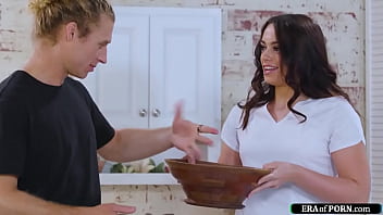 Masseuse gets fucked in massage session