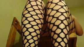 Big bottomed auburn nympho nympho flashed her big rack and dildoed it