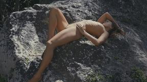 ”Skinny brunette nude Czech MILF Anetta Keys flashes her wet pussy outdoor”