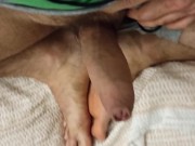 Утренний стояк, после твоих новых видео на ночь... Жду твой рот, твою пизду, твой анал...