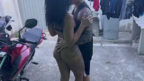 Delivery Dude Bends Married MILF Over His Bike & Fucks Her Raw After Dropping Off Her Package
