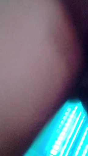 Bangladesi couple sex in the bathroom xxx video   Clip 2