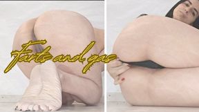 I release my stinky farts while playing with my pussy