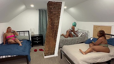 A Slutty Girls Night Without The Husbands