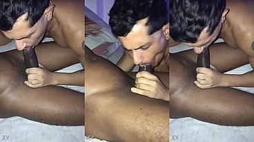 Negao com a pica grande e grossa me deu leite na boca , piroca monstruosa